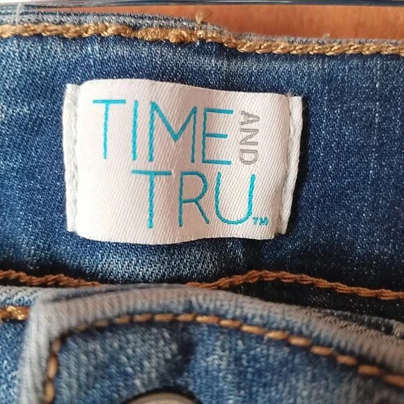 Time & Tru Plus Size Women's Blue Jeans Size 18 - Picture 4 of 6